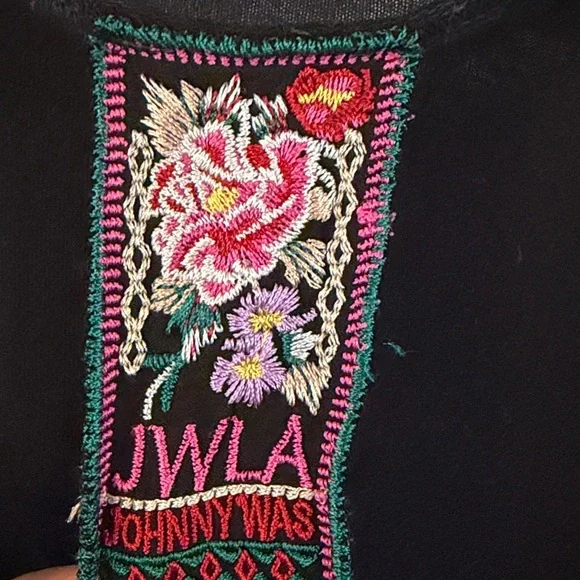 Women’s Johnny Was Black Tunic Dress with Pink & Green Floral Embroidery Size M - Picture 4 of 9